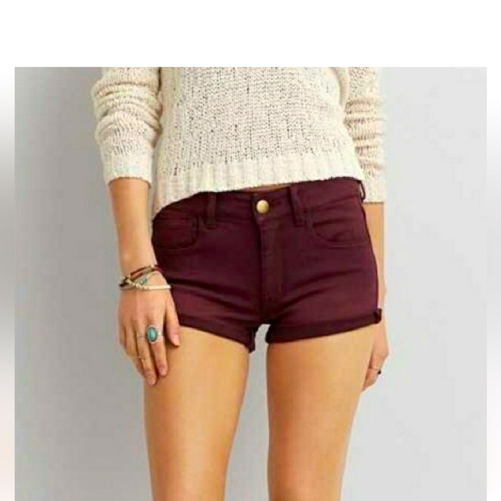 American Eagle Twill Midi Shorts Size 6 Super Stretch NWOT MSRP: $58 cuffed